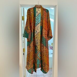 Silk Duster by Amor Y Odio